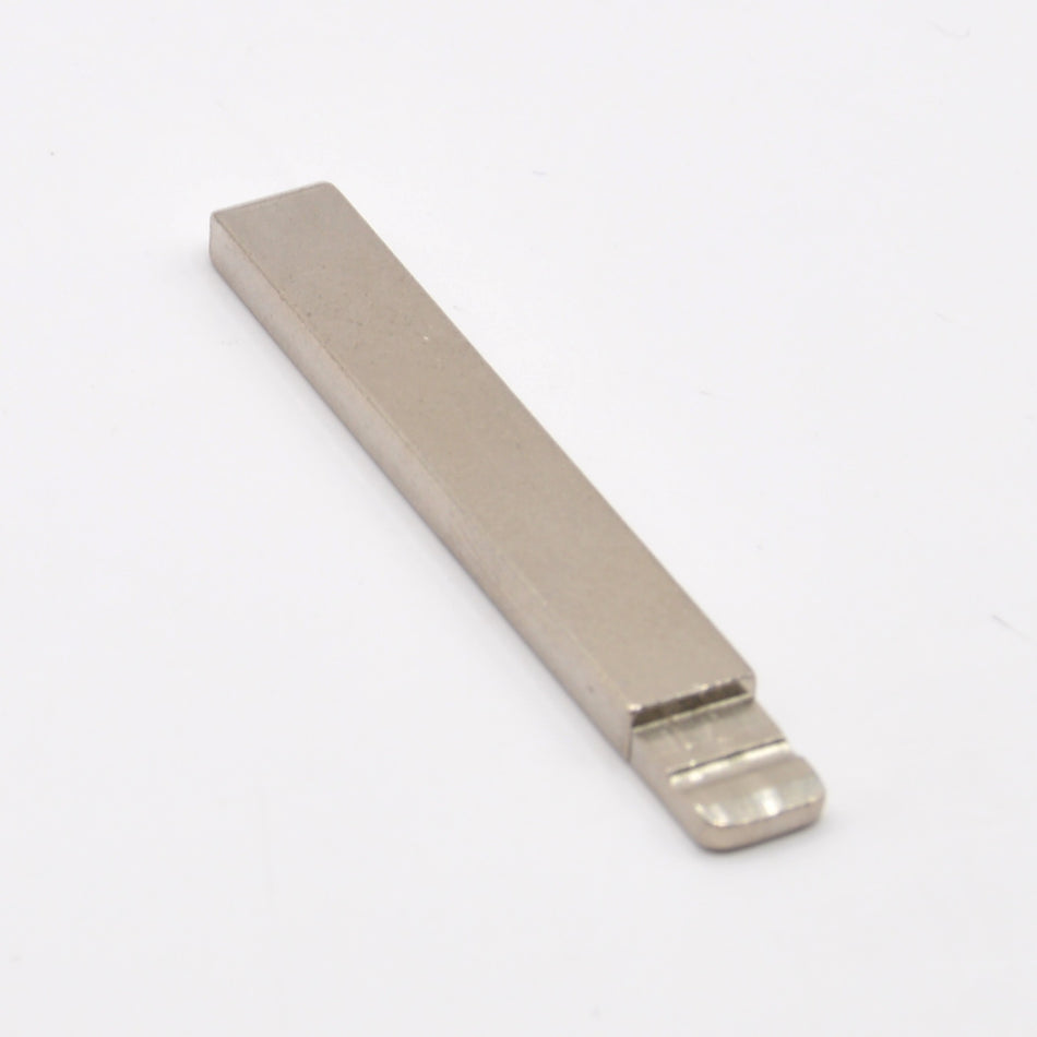 HU100 flip key blade for KEYDIY and Xhorse remotes, uncut, front view