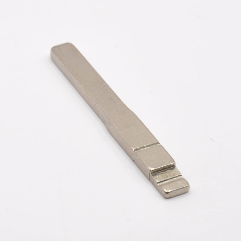 HU101 flip key blade for KEYDIY and Xhorse remotes, uncut, front view