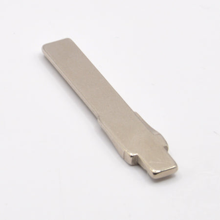 HU66 flip key blade for KEYDIY and Xhorse remotes, showing the mounting end