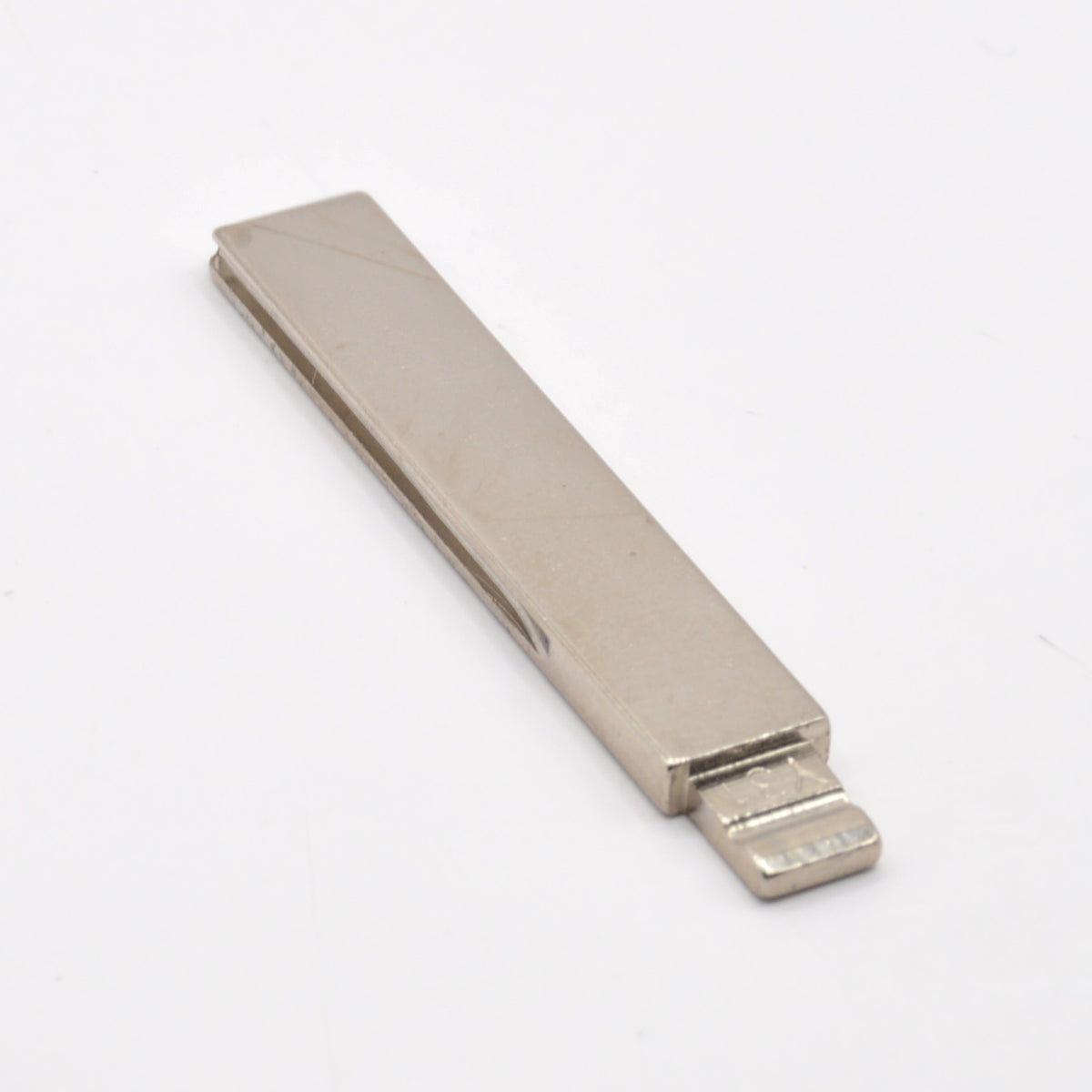 HU83 flip key blade for KEYDIY and Xhorse remotes, uncut, front view