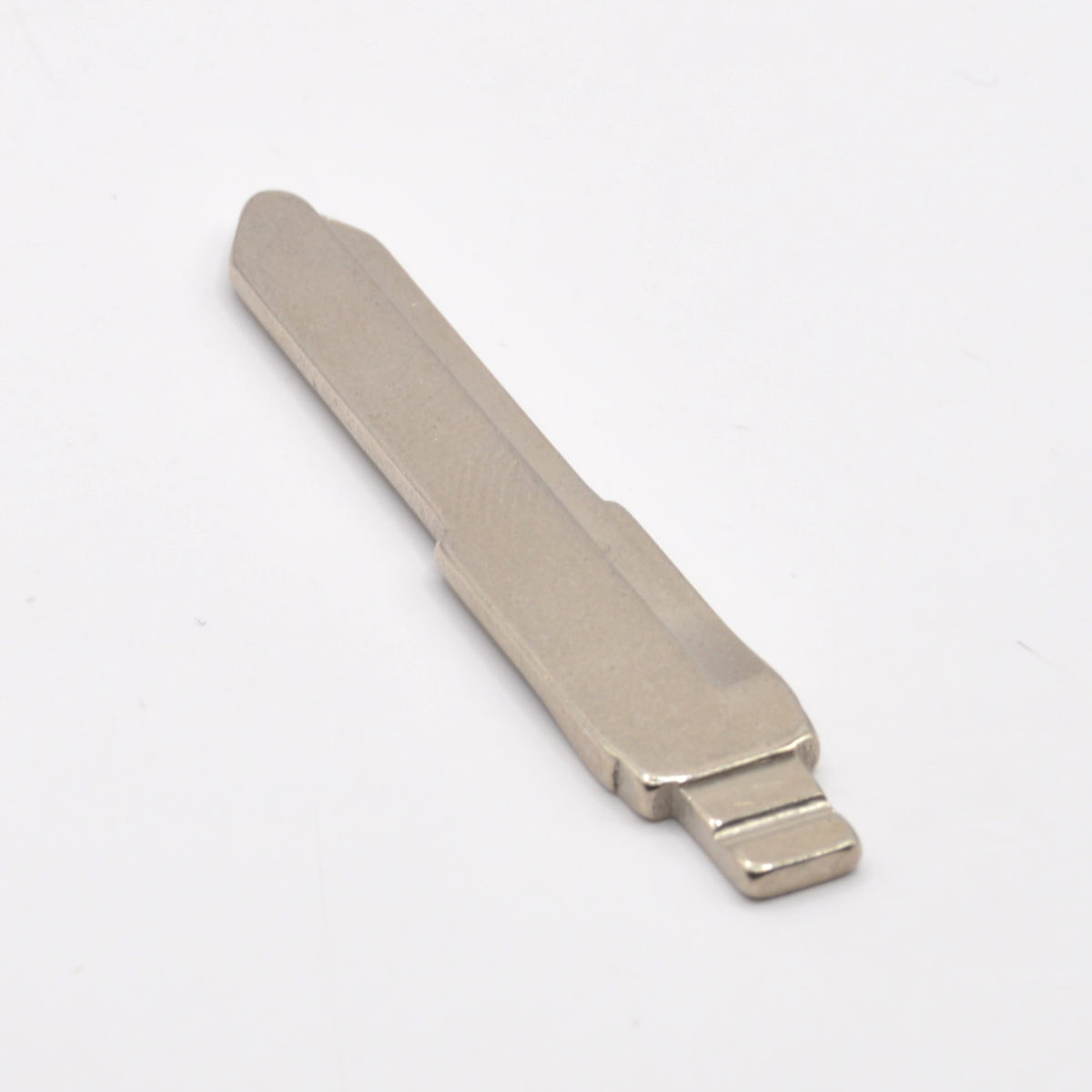 HU87R / HU133R flip key blade for KEYDIY and Xhorse remotes, uncut, front view