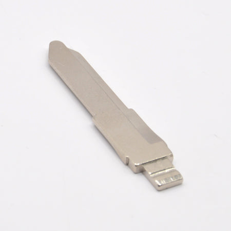 MAZ24R flip key blade for KEYDIY and Xhorse remotes, uncut, front view