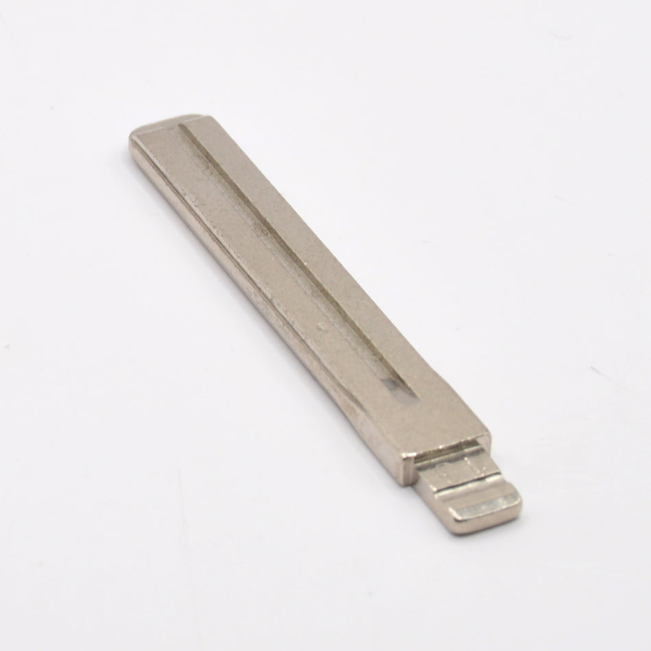 TOY40 / TOY48 flip key blade for KEYDIY and Xhorse remotes, uncut, front view
