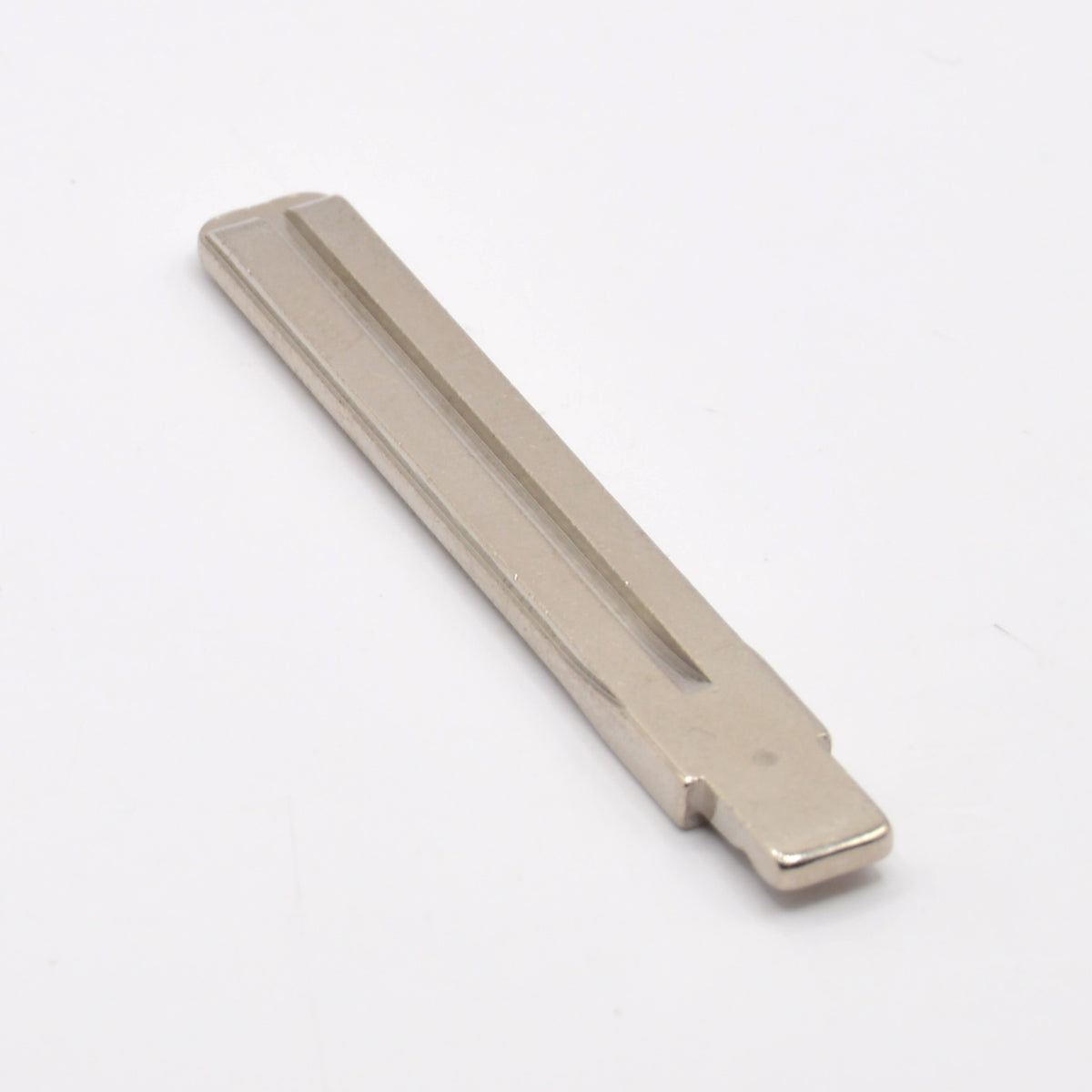 TOY40 / TOY48 flip key blade for KEYDIY and Xhorse remotes, showing the mounting end