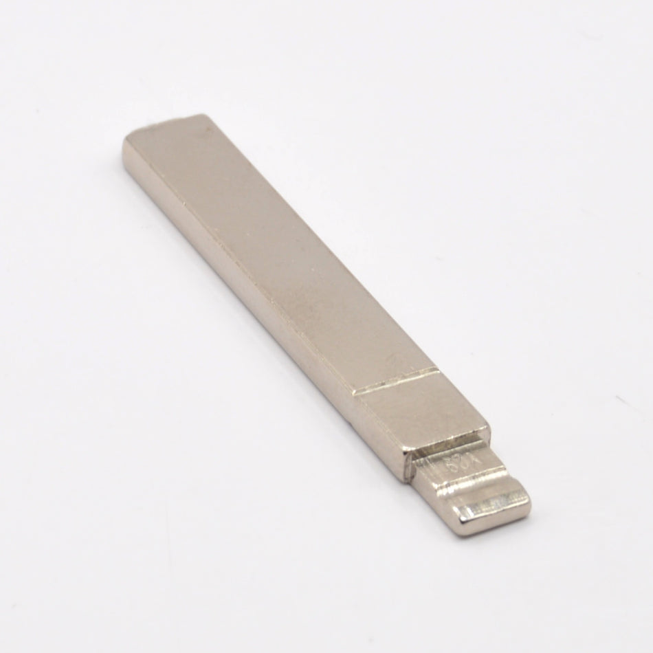 VA2 / VA6 flip key blade for KEYDIY and Xhorse remotes, uncut, front view